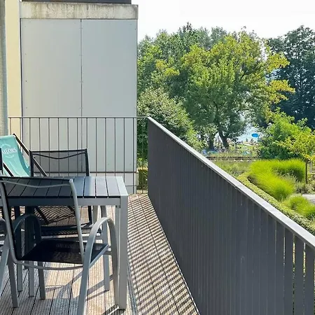 Moderne Direkt Am Bodensee Apartment Uberlingen