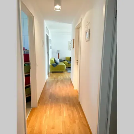 Moderne Direkt Am Bodensee Apartment Uberlingen
