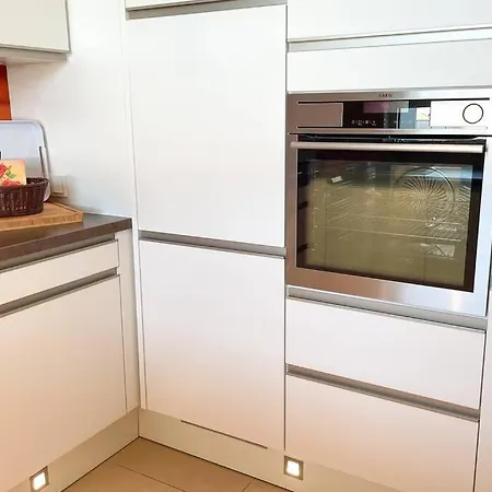 Moderne Direkt Am Bodensee 위버링겐