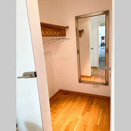 アパート Moderne Direkt Am Bodensee ユーバーリンゲン