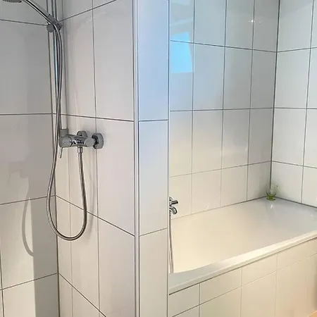 Moderne Direkt Am Bodensee Apartment