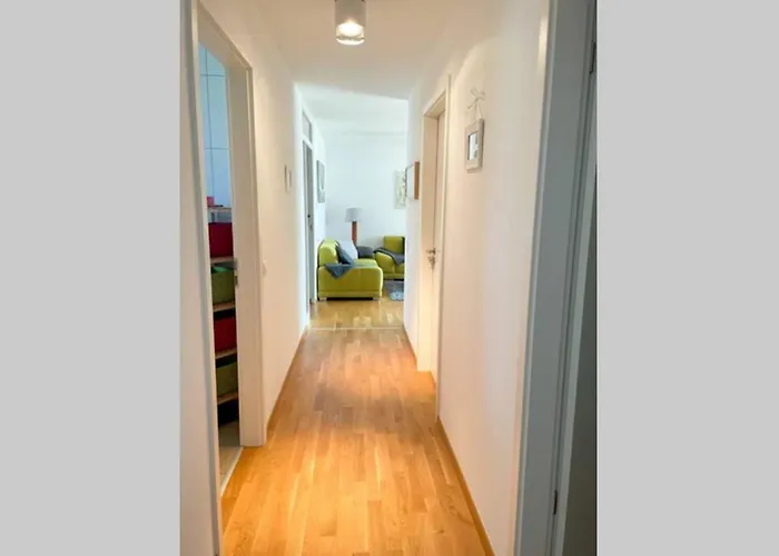 Moderne Direkt Am Bodensee Appartement Uberlingen